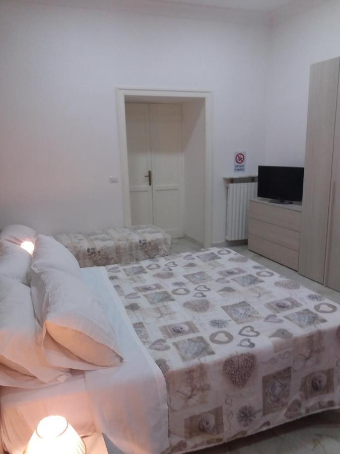 B&bhotel Emmanuel Couette-café *